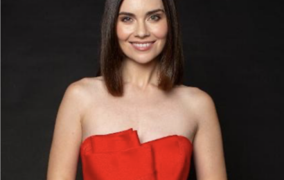 Mairéad Carlin Brings a Touch of Derry to Legendary Singing Team, Celtic Woman, for Their Latest Christmas Album